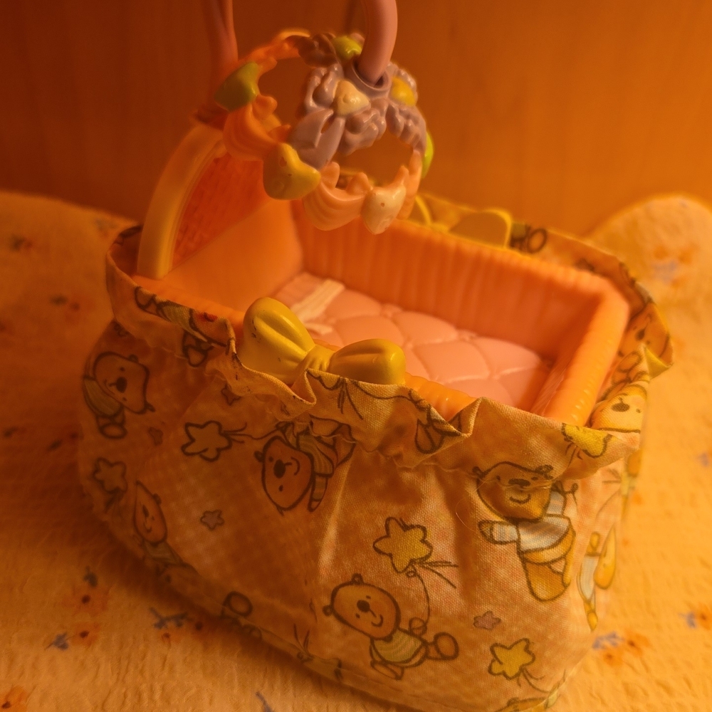 Vintage Fisher-Price Loving Family Twin Crib Cradle Pink 2007 Dollhouse Furnitur